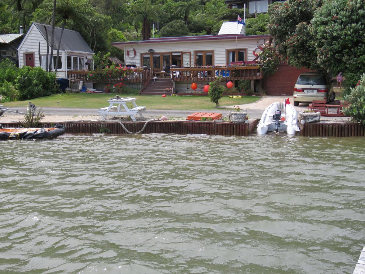 Waterfront Bed And Breakfast Picton Extérieur photo